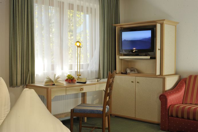 Imagen de los interiores del Hotel Alpina Arlberg. Foto 14