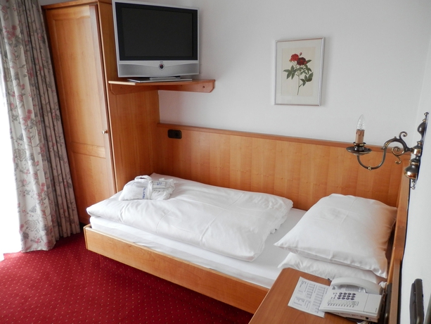 Imagen de la habitación del Hotel Alpina, Bad Hofgastein . Foto 6