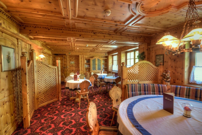 Imagen del bar/restaurante del Hotel Alpina, Bad Hofgastein . Foto 2