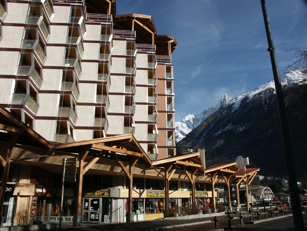 Imagen de los exteriores del Hotel Alpina Eclectic. Foto 3