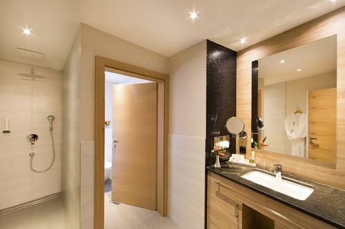 Imagen de la habitación del Hotel Alpina Family, Spa & Sporthotel. Foto 4