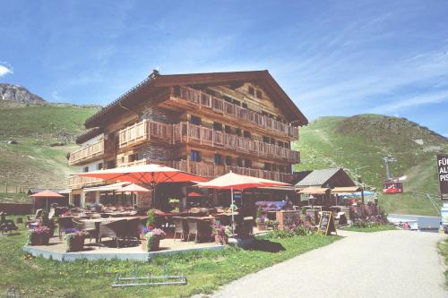 Imagen general del Hotel Alpina, Fiesch. Foto 6