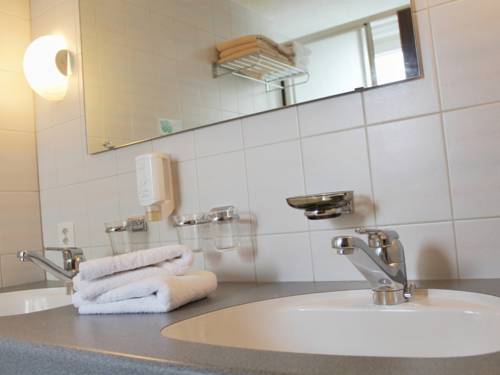 Imagen de la habitación del Hotel Alpina, KANDERSTEG. Foto 4