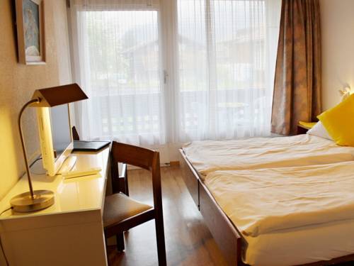 Imagen de la habitación del Hotel Alpina, KANDERSTEG. Foto 13