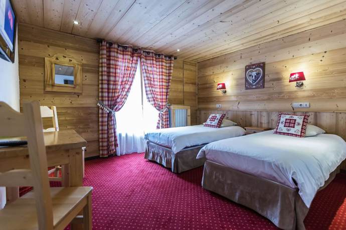 Imagen de la habitación del Hotel Alpina, La Croix. Foto 14