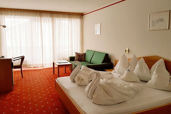 Imagen de la habitación del Hotel Alpina Mountain Resort. Foto 11