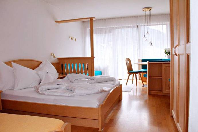 Imagen de la habitación del Hotel Alpina Mountain Resort. Foto 12