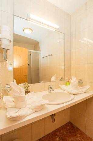 Imagen de la habitación del Hotel Alpina Nature-wellness. Foto 5