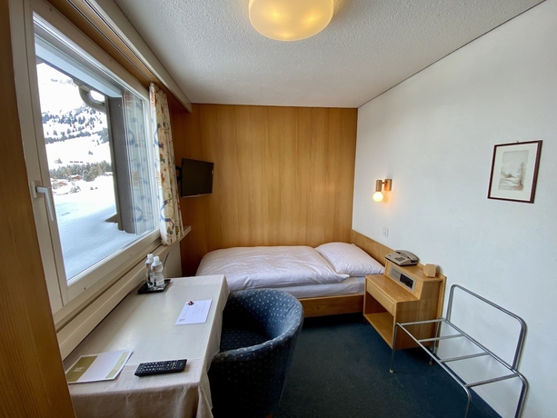 Imagen de la habitación del Hotel Alpina Parpan. Foto 7