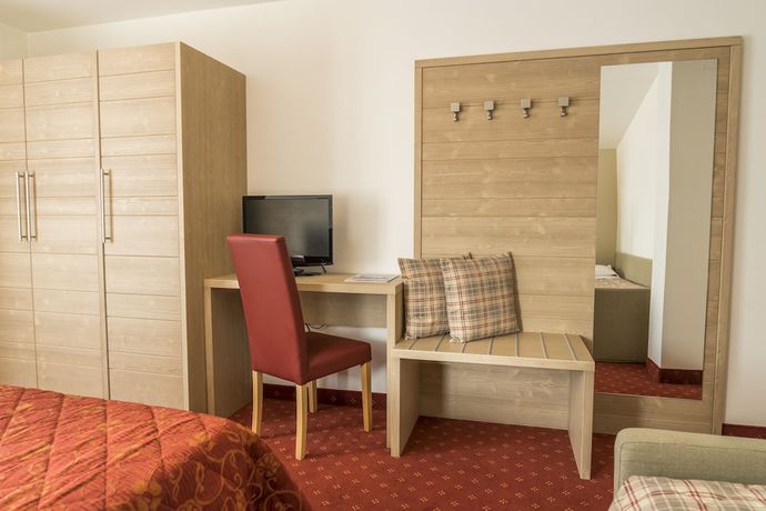 Imagen de la habitación del Hotel Alpina, Pinzolo. Foto 12