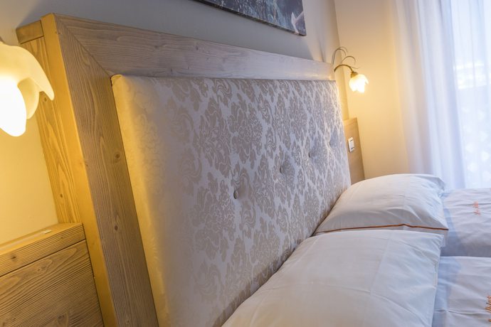 Imagen de la habitación del Hotel Alpina, Pinzolo. Foto 17