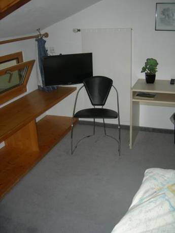 Imagen de la habitación del Hotel Alpina, Pragg-Jenaz. Foto 7