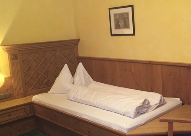 Imagen de la habitación del Hotel Alpina, S&ouml;lden . Foto 7