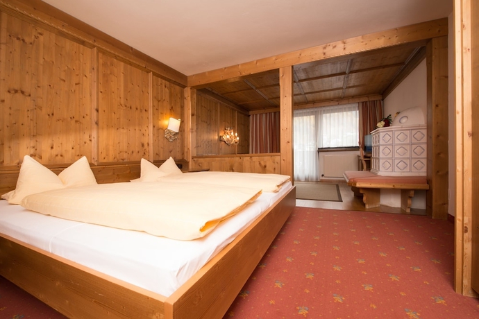 Imagen de la habitación del Hotel Alpina, S&ouml;lden . Foto 11