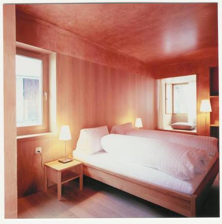 Imagen de la habitación del Hotel Alpina, Vals. Foto 9