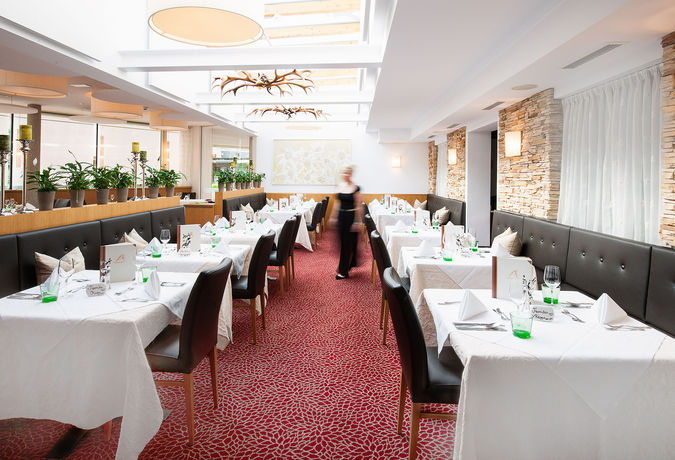 Imagen de los interiores del Hotel Alpina Zillertal - Family . Lifestyle . Kinderhotel. Foto 8