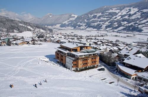 Imagen general del Hotel Alpinahotel - das lifestylehotel im Zillertal. Foto 14