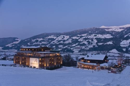 Imagen general del Hotel Alpinahotel - das lifestylehotel im Zillertal. Foto 29