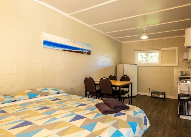 Imagen de la habitación del Hotel Alpine Adventure Holiday Park. Foto 17