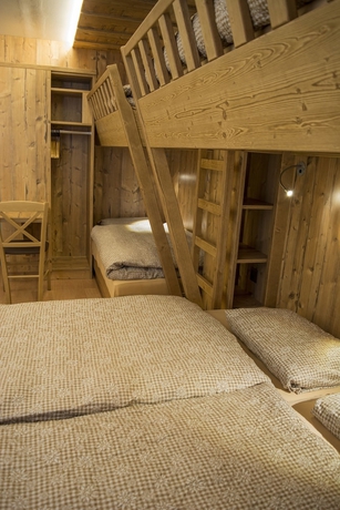 Imagen de la habitación del Hotel Alpine Classic. Foto 14