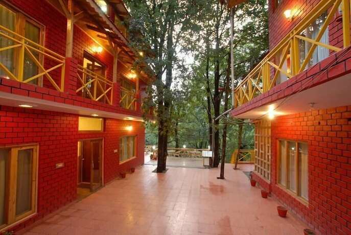 Imagen general del Hotel Alpine Club, Nainital. Foto 10