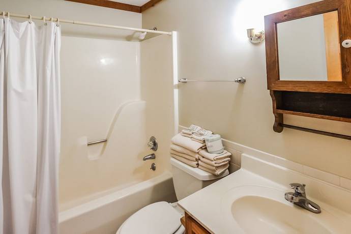 Imagen de la habitación del Hotel Alpine Crest Resort. Foto 8