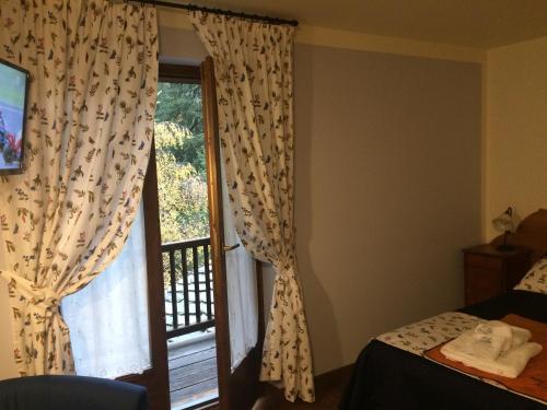 Imagen de la habitación del Hotel Alpine Forest & Restaurant. Foto 8