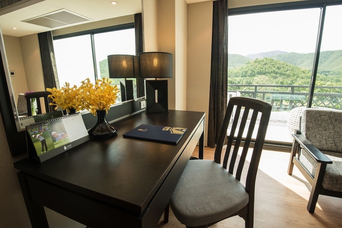 Imagen de la habitación del Hotel Alpine Golf Resort Chiang Mai. Foto 10
