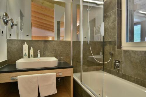 Imagen de la habitación del Hotel Alpine Gran Fod&aacute;. Foto 4