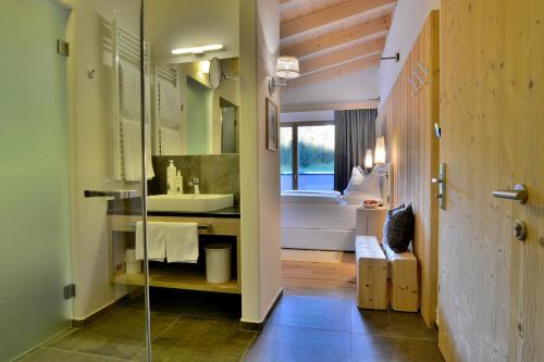 Imagen de la habitación del Hotel Alpine Gran Fod&aacute;. Foto 7