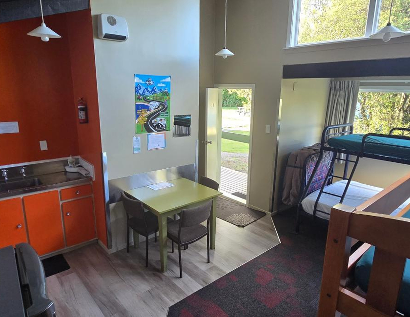 Imagen general del Hotel Alpine Holiday Apartments & Campground. Foto 1