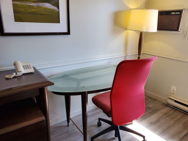 Imagen de la habitación del Hotel Alpine Inn, ABBOTSFORD. Foto 10