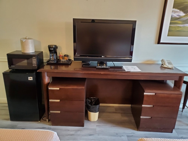 Imagen de la habitación del Hotel Alpine Inn, ABBOTSFORD. Foto 11