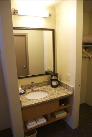 Imagen de la habitación del Hotel Alpine Inn. Foto 5