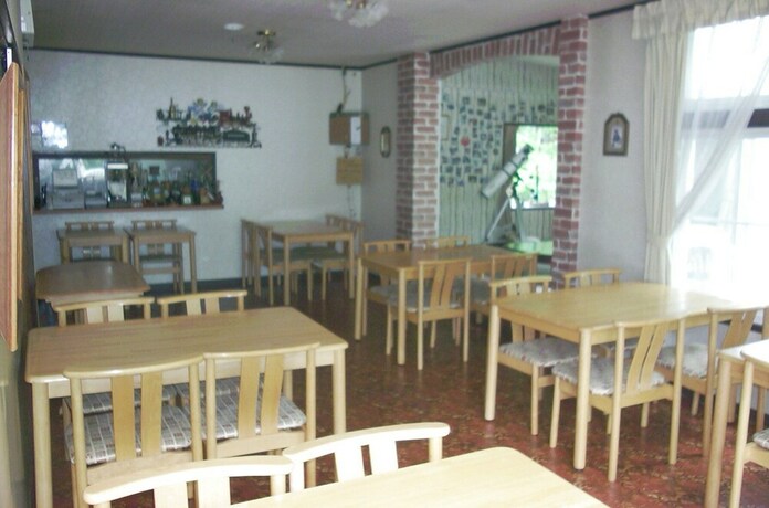 Imagen del bar/restaurante del Hotel Alpine Inn Mizushiro. Foto 10