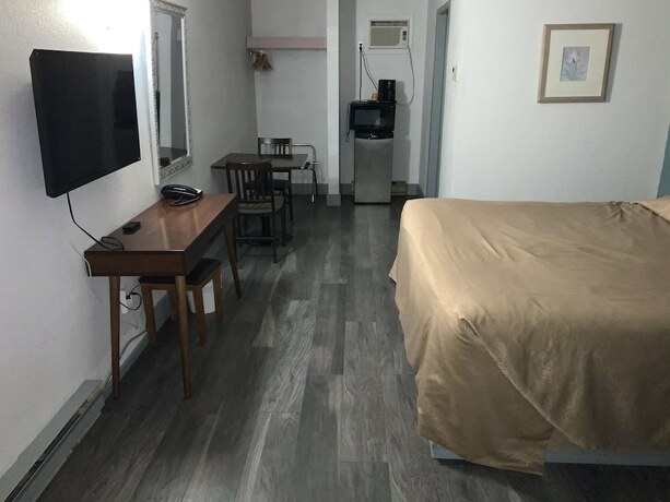 Imagen general del Hotel Alpine Inn, Valemount. Foto 1