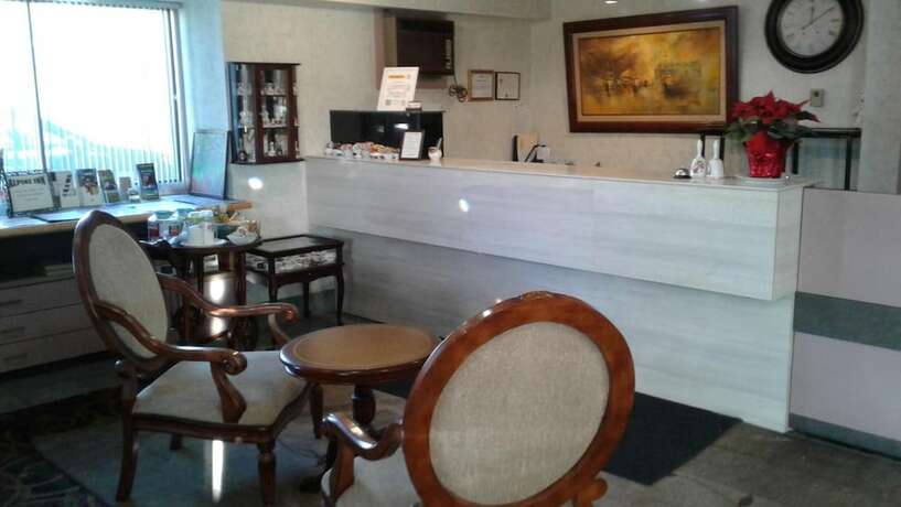 Imagen general del Hotel Alpine Inn, Valemount. Foto 4