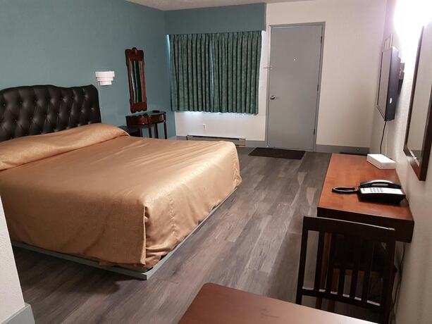 Imagen general del Hotel Alpine Inn, Valemount. Foto 6