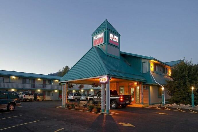 Imagen general del Hotel Alpine Inn, Valemount. Foto 12