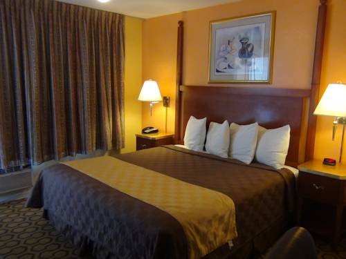 Imagen de la habitación del Hotel Alpine Inn and Spa. Foto 3