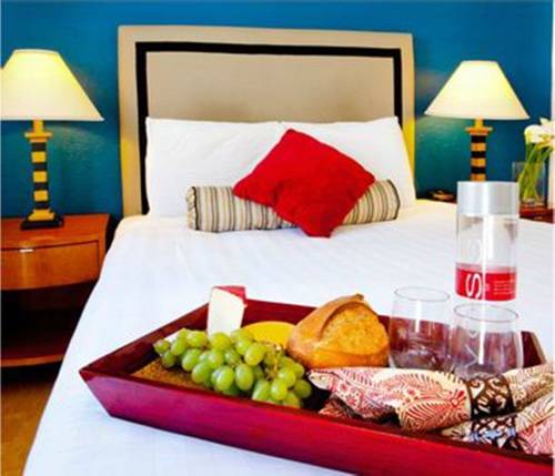 Imagen de la habitación del Hotel Alpine Inn and Suites. Foto 2