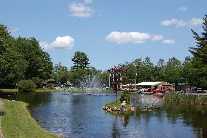 Imagen general del Hotel Alpine Lake RV Resort. Foto 3