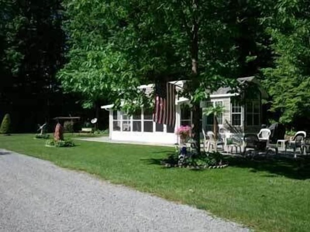Imagen general del Hotel Alpine Lake RV Resort. Foto 4