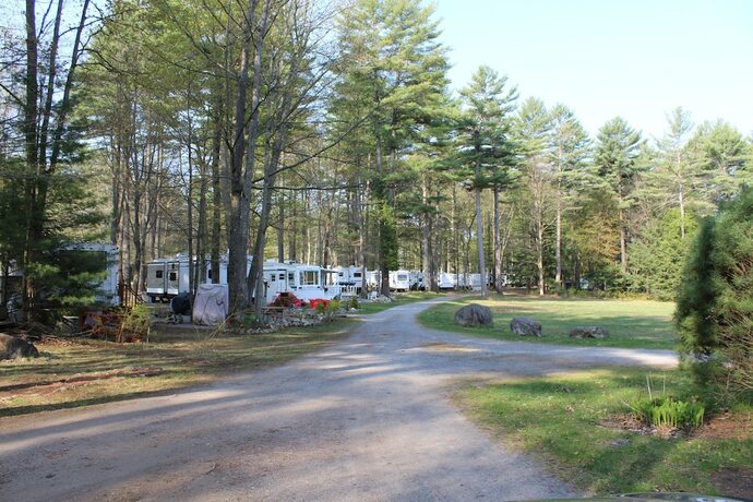 Imagen general del Hotel Alpine Lake RV Resort. Foto 5
