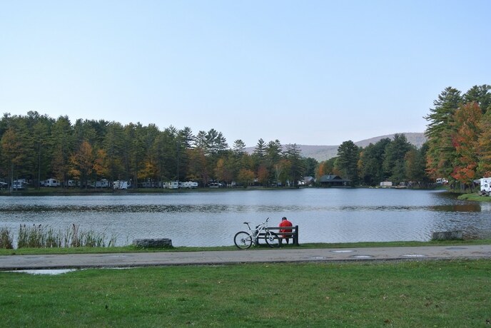 Imagen general del Hotel Alpine Lake RV Resort. Foto 15