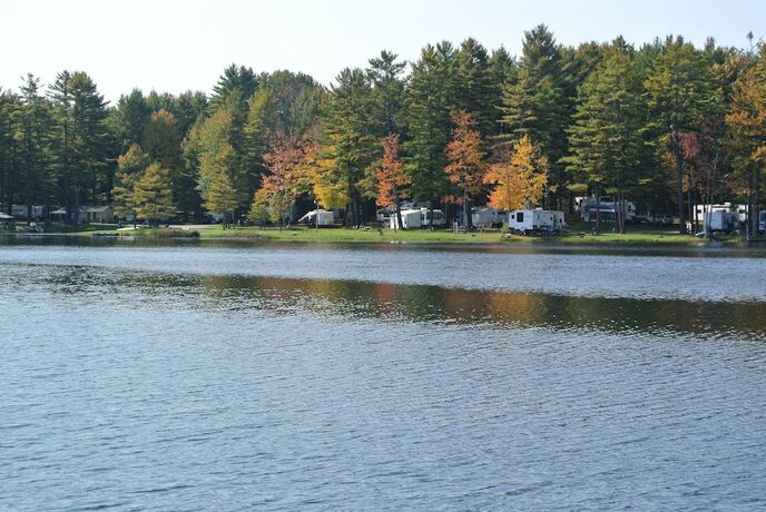 Imagen general del Hotel Alpine Lake RV Resort. Foto 18
