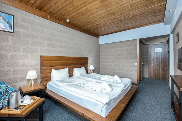Imagen de la habitación del Hotel Alpine Lounge and Restaurant. Foto 15
