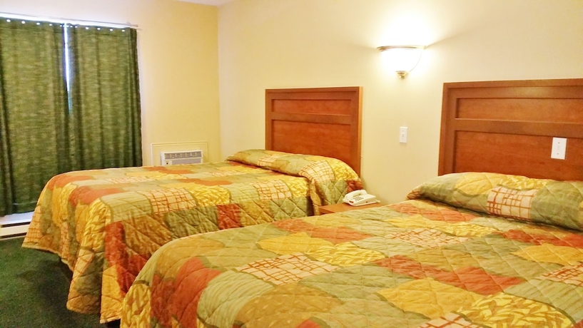 Imagen de la habitación del Hotel Alpine Motel. Foto 7