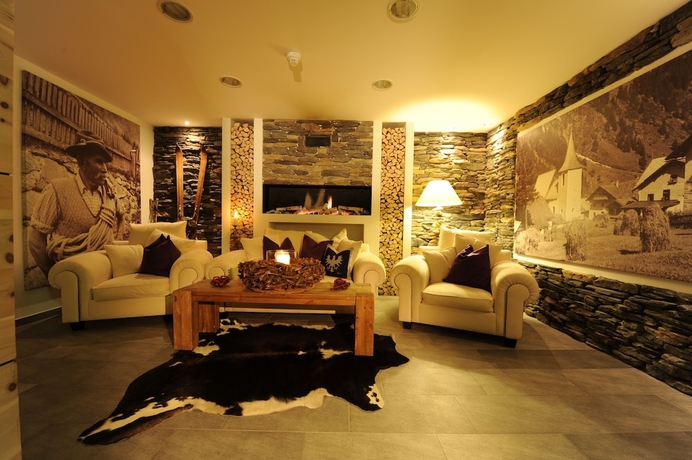 Imagen de los interiores del Hotel Alpine Resort Sportalm. Foto 19