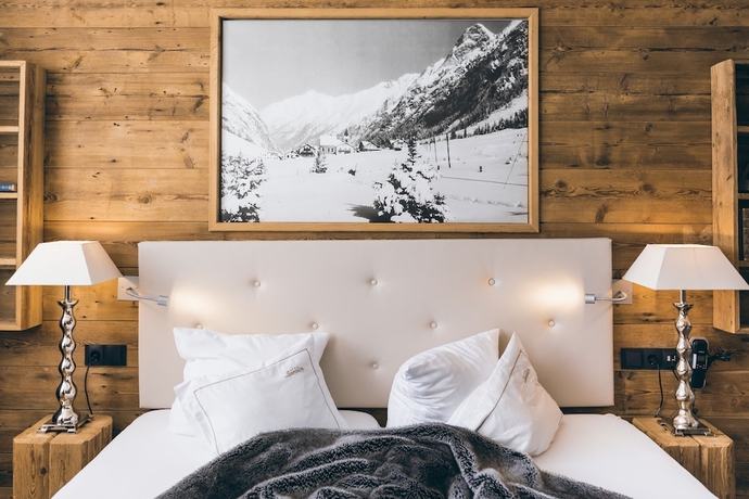 Imagen de la habitación del Hotel Alpine Resort Sportalm. Foto 15